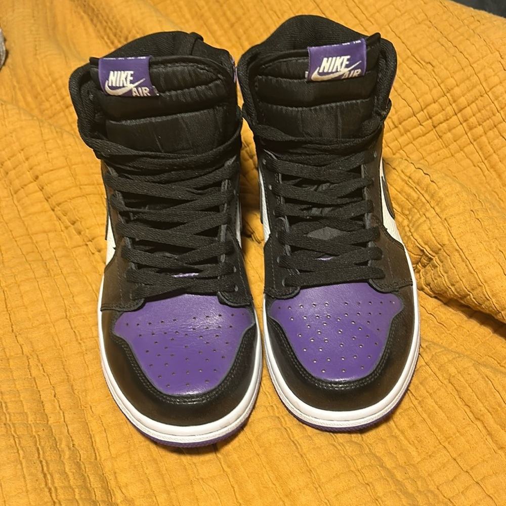 Men’s Jordan Mids